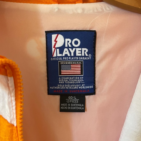 GBO! 🍊EUC Vintage Vols Windbreaker - Picture 3 of 4